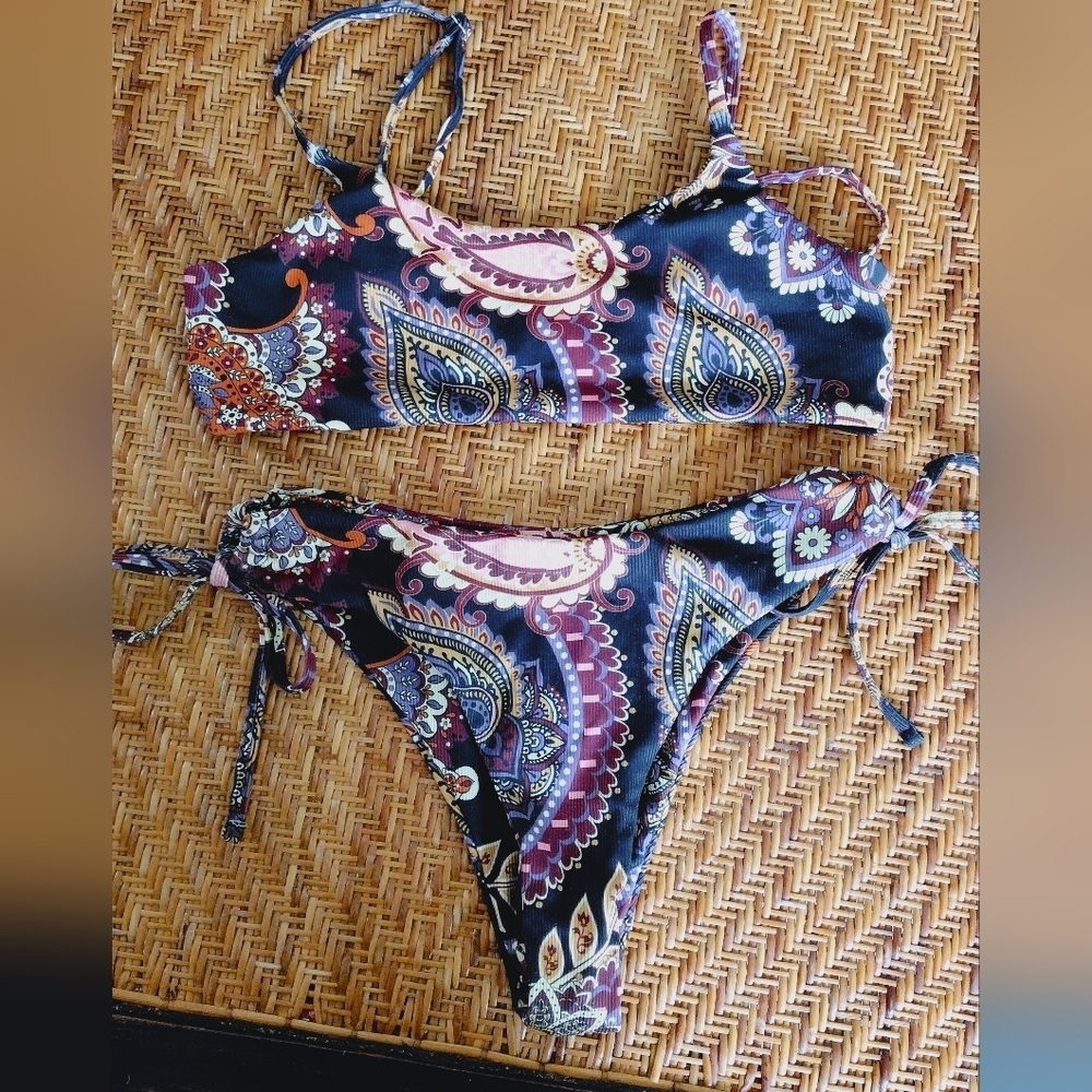 Zaful Multicolor Paisley Bikini Top and Bottom Swim Set